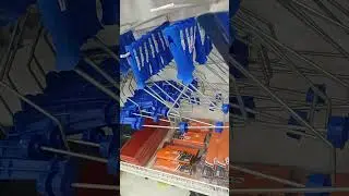 A&iacute; depois do almo&ccedil;o fui na Sguario, s&oacute; ver umas coisas e filmar pra vcs. 