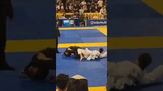 Belly down footlock at IBJJF World Championship 🌎