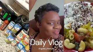 VLOG| PANTRY STAPLES | SPRING DECOR |CAR CHAT| NEW SONIC DRINK| MARCH MADNESS