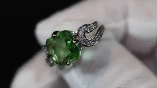 Green diamond ring