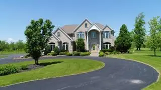 7250 Countryview Lane in Clarence, NY