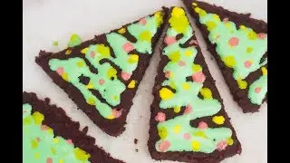 KETO CHRISTMAS BROWNIES WITH ROYAL ICING