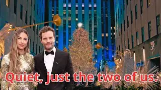 😍 NEW! Jamie Dornan & Amelia Warner Enjoy a Romantic Christmas in New York