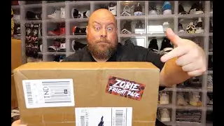 Opening the September 2020 ZOBIE Fright Pack HORROR Box + 2 Exclusive Autographs!