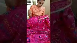Our talented handembroidery Phulkari Artisans at work #creativegift #phulkariembroidery #indiangift
