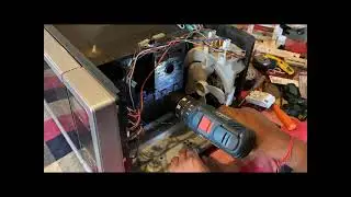 How to make you own UVC  sterilizer ,sanitizer ,disinfectant box                      by Ayasamy fix