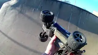 Traxxas 1/16 Erevo VXL Intense Skate Park Bash