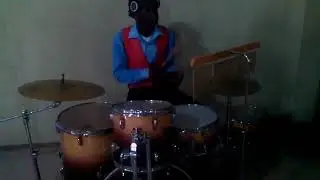 Da_Viber playing to Rcf Tasued Anthem 2015/2016 set.