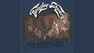 Small Town Big City (Live, The Black Swan, Sheffield, 1 September 1974)