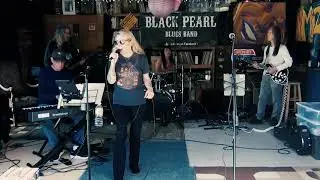 Masa, Joe, Yuko, Sean and Mel Cover I Feel The Earth Move by Carole King