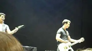 jonas brothers concert 2010  part 2