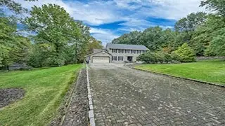Real Estate Video Tour | 19 Wagner Drive Rock Tavern, NY 12575 | Orange County, NY