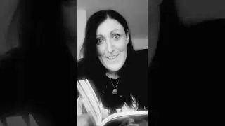 Happy Halloween 🎃 with a message and some Oracle cards 👻💀👽🖤