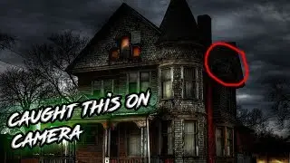 FILMED MYSELF SLEEPING IN A HAUNTED ATTIC.... AND THIS HAPPENED
