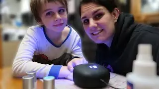 painting his nails.. *Vlogmas 2021*
