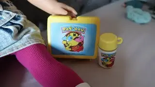 *Review* American Girl Courtney's PAC MAN Lunch Set!