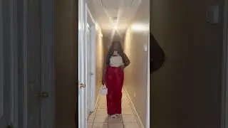 Red pants for the win #leatherpants #fashionnova #leathertrousers