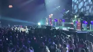 WILLOW A.K.A. Willow Smith LIVE @ Climate Pledge Arena 7/22/22 *4K*