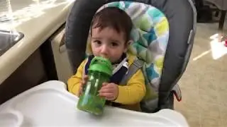 Apple Juice kale banana and strawberries pureed for baby. Healthy meal for your baby