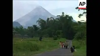Latest pictures of volcanic activity on Mount Merapi