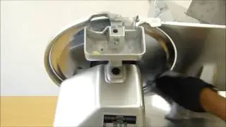 Limpeza e lubrificação do Fatiador modelo 350g comfort da Toledo