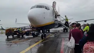 Trip report on Ryanair Boeing 737-8AS from Dublin to London Stansted Airport, July 2023