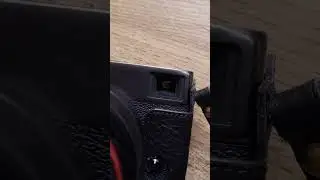 The Fujifilm xpro and x100 series hybrid OVF/EVF viewfinder
