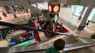 Santa Clause Escalator