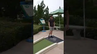 A hole in one at Disney mini golf! ⛳️ #shorts