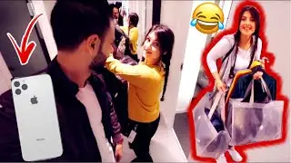 اخترنا ملابس بعض || خلصتلو فلوسو😂 iPhone11 📱