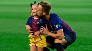 Ernesto Valverde 'counting on' Ivan Rakitic amid reports of &euro;90m PSG bid
