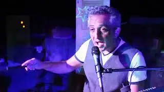 J&B live music - Just a Gigolo - Leonello Casucci, Julius Brammer