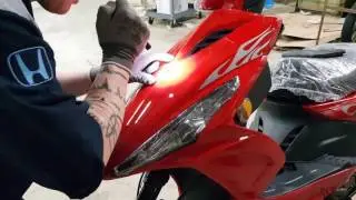 Видеоинструкция по сборке скутера SaferWholesale Great Sports 150cc Spiral Boom T-6