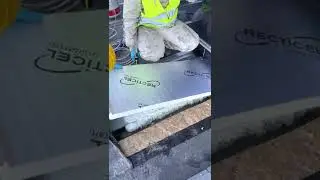 Trečias video. Metalinių konstrukcijų &scaron;iltinimas FROTH-PAK&trade; Kit  uždarų porų poliuretano putomis.