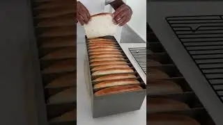 Roast Paan (රෝස් පාන්)