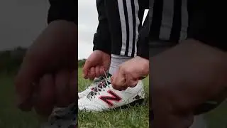 Lacing up the New Balance 442 🔥 #haltsboots #soccercleats #newbalance #soccerreels