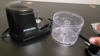 Proctor Silex Durable Electric Vegetable Chopper & Mini Food Processor for Chopping, Puree & Emulsif