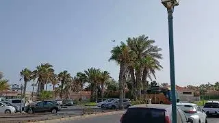 Ryanair boeing 737 coming in to land at fuerteventura airport 