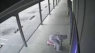 BUNGLING BURGLAR