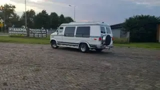 Chevrolet chevy van g20 5.7 v8 sound