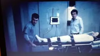 Stephen Rea ❣️ - Underworld 4 Awakening - Dr Jacob Lane 🩺 taking your daughter for an operation 😱