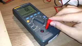 Broken Fluke 185 Multimeter? Ghosts?
