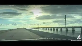7 Mile Bridge Drive at Sunset.