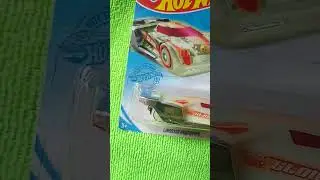 New v&iacute;deo HW Glow Racers.