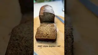 Vegan Banana Cake | No Eggs, Super Moist & Fluffy@Kingoftarts