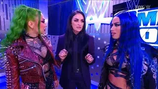 Sasha Banks argue with Shotzi in backstage - WWE Smackdown 11/19/21