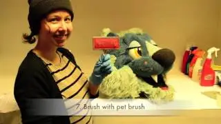 How to Clean a Mascot Head