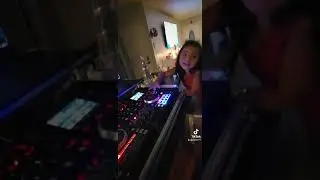 numark nv2 control my little girl Future DJ