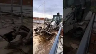 Heavy Duty Cleanup Watch the Bulldozer Clear Mud from the River