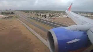Southwest Airlines Morning Landing in San Antonio